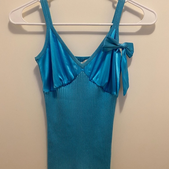 NWT Bebe Silk Ribbed Bow Tank Top Turquoise M - Picture 2 of 10